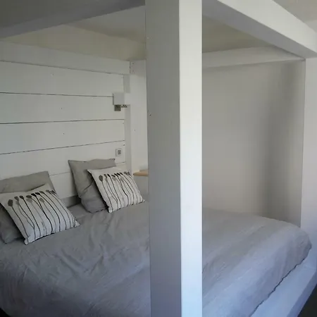 Duplex Close To Town Centre And Beaches Apartman *